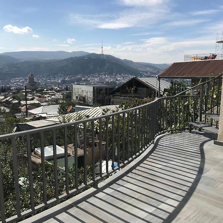 Upstairs Hotel Tbilisi Exterior photo